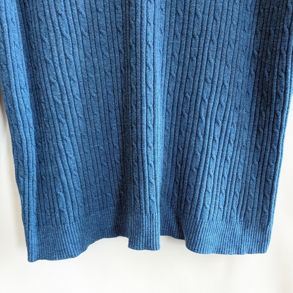Lane Bryant V-Neck Cable Sweater 18/20 Blue Lightweight Knit - Picture 4 of 12